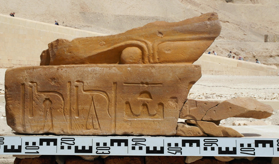 Fragment of the base of the sandstone sphinx, photo by M. Jawornicki