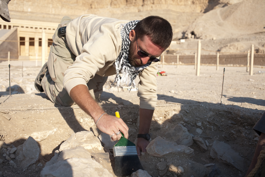 During excavation - Dawid F. Wiecozrek, photo by W. Wojciechowski